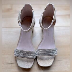 Girls gold Kelly and Katie Ophelia dress shoes